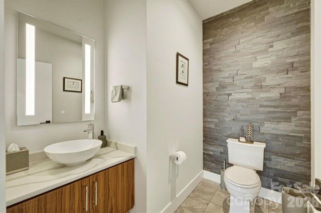 1416 High Valley Way, Lenoir, NC 28645