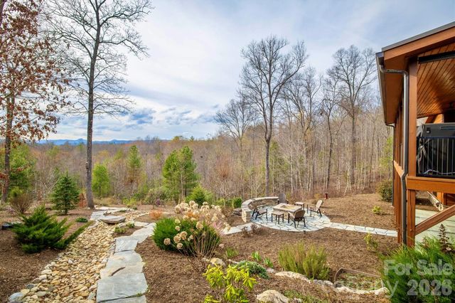 1416 High Valley Way, Lenoir, NC 28645