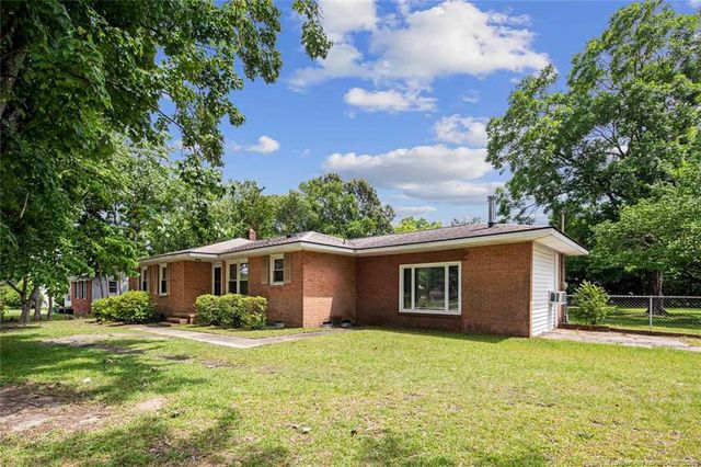 6425 Morganton Road, Fayetteville, NC 28314