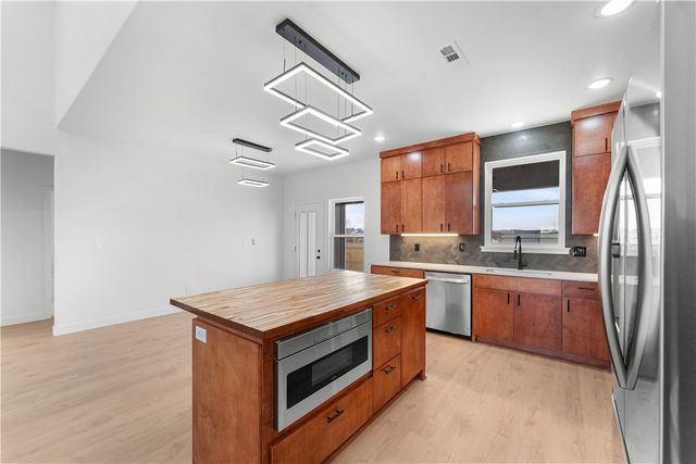 4945 Weeping Willow Avenue, Springdale, AR 72764