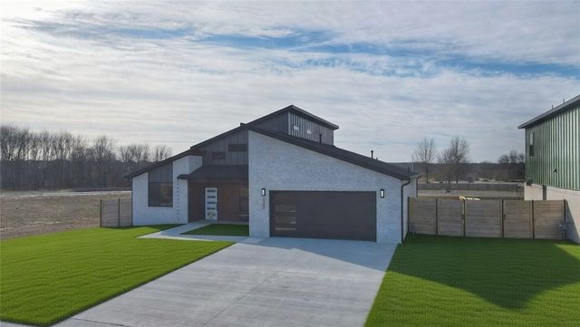 4945 Weeping Willow Avenue, Springdale, AR 72764