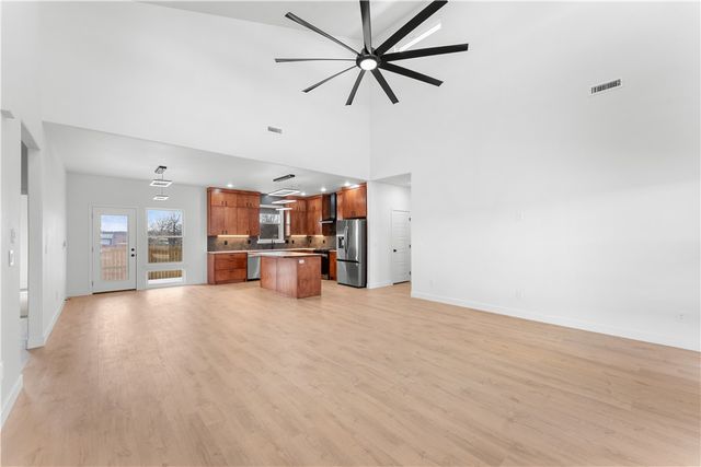 4945 Weeping Willow Avenue, Springdale, AR 72764