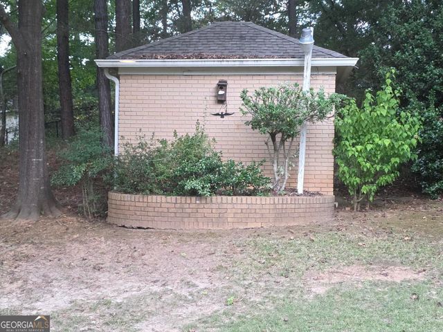 350 Castlegate Road, Macon, GA 31210