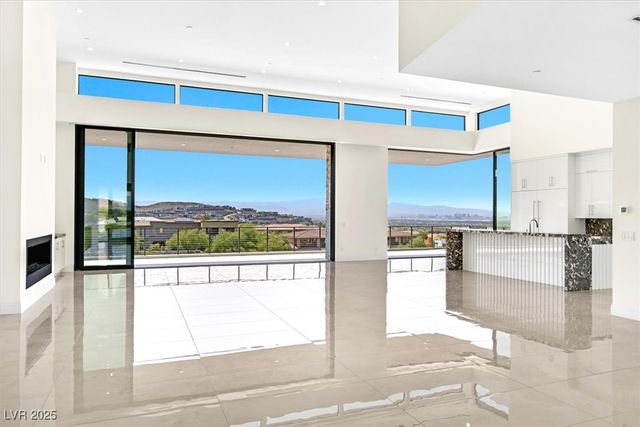 641 Majestic Rim Drive, Henderson, NV 89012