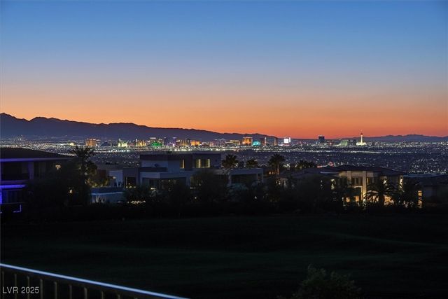 641 Majestic Rim Drive, Henderson, NV 89012