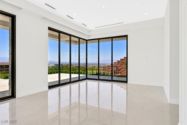 641 Majestic Rim Drive, Henderson, NV 89012