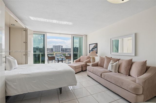 3505 S Ocean Drive 604, Hollywood, FL 33019