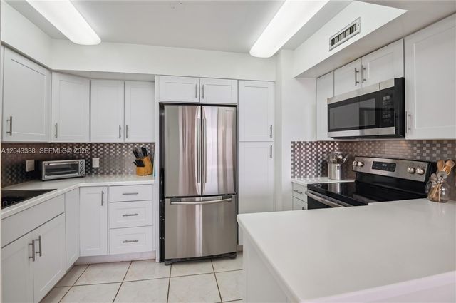 3505 S Ocean Drive 604, Hollywood, FL 33019