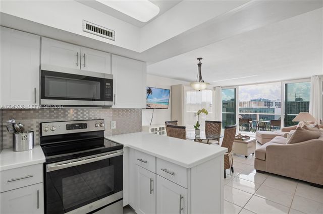 3505 S Ocean Drive 604, Hollywood, FL 33019