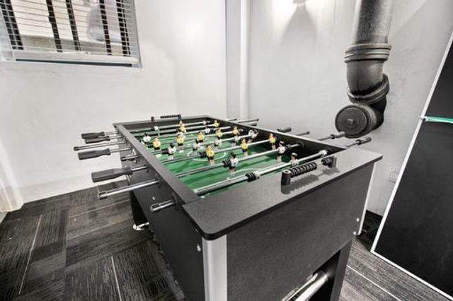 5858 N SHERIDAN Road 407, Chicago, IL 60660