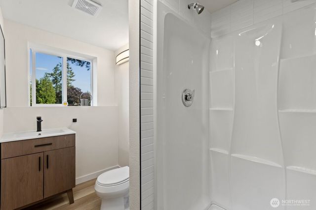 30420 2nd Avenue S, Federal Way, WA 98003
