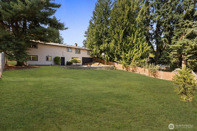 30420 2nd Avenue S, Federal Way, WA 98003