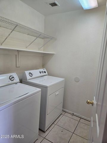 7931 W Kimberly Way, Glendale, AZ 85308