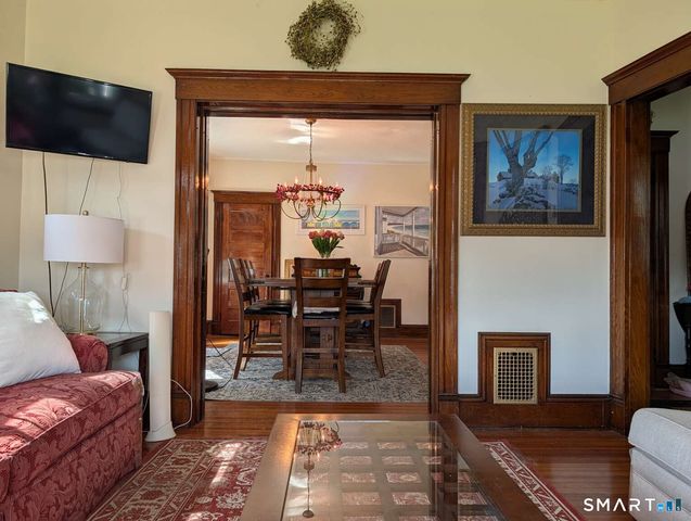 51 Broad Street, Plainville, CT 06062