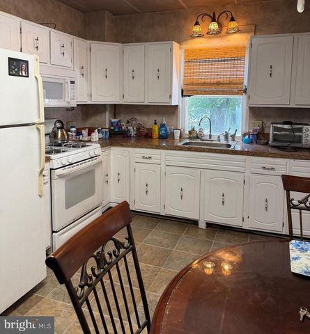 903 W WASHINGTON ST, Hagerstown, MD 21740