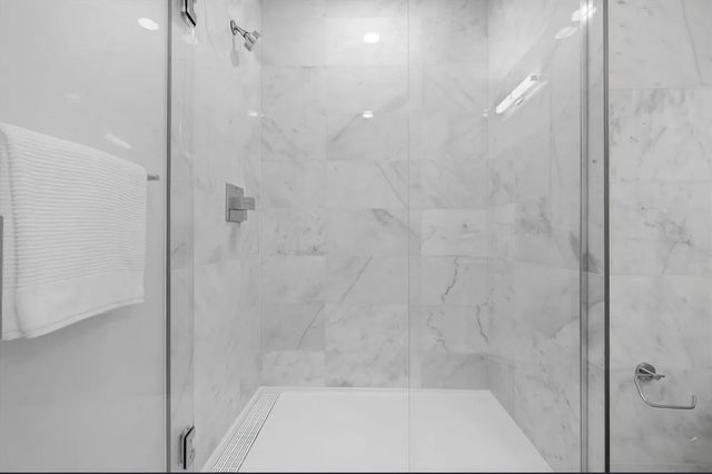 301 Border PH, Boston, MA 02128