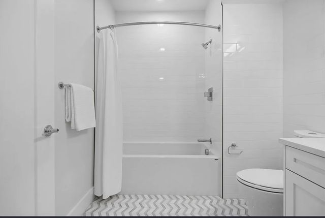 301 Border PH, Boston, MA 02128