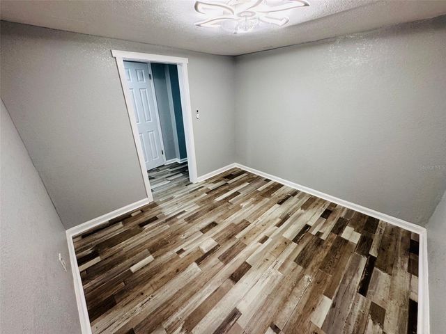 128 W NORTH STREET, Tampa, FL 33604