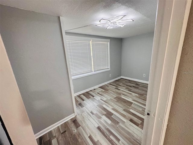128 W NORTH STREET, Tampa, FL 33604