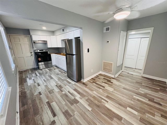 128 W NORTH STREET, Tampa, FL 33604