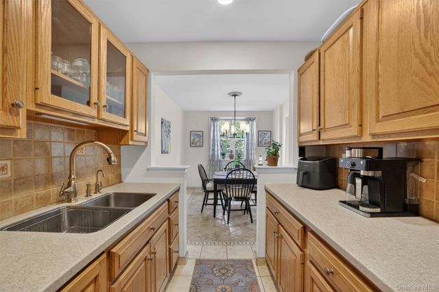 636 N Terrace Avenue 3F, Mount Vernon, NY 10552