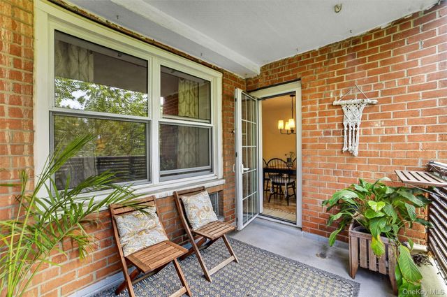 636 N Terrace Avenue 3F, Mount Vernon, NY 10552