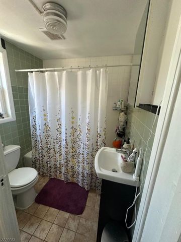 54 Passaic St, Passaic City, NJ 07055