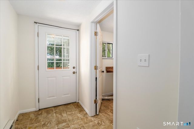 4 Edgewood Street 1, Danbury, CT 06810