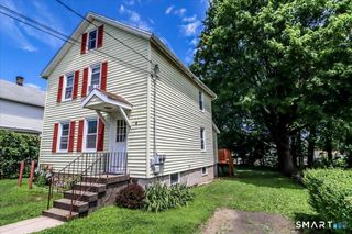 4 Edgewood Street 1, Danbury, CT 06810