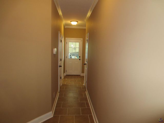 2026 Pin Oak Terrace, Bonaire, GA 31005