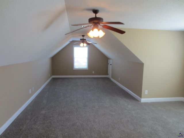 2026 Pin Oak Terrace, Bonaire, GA 31005