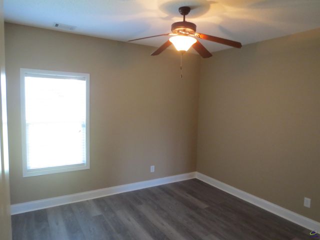 2026 Pin Oak Terrace, Bonaire, GA 31005