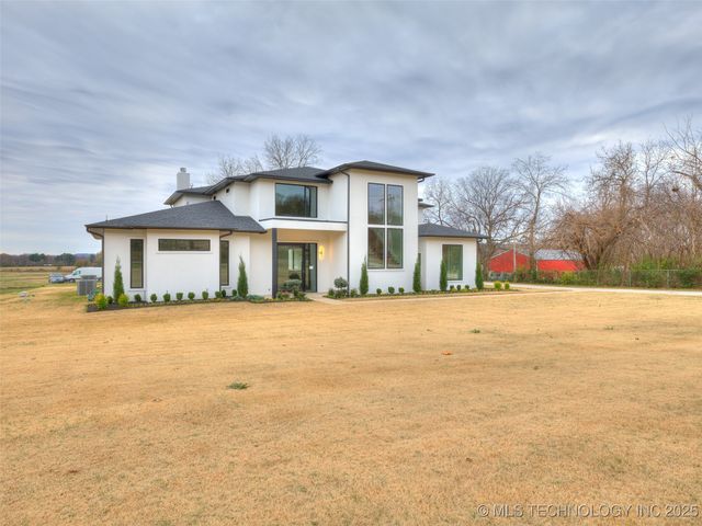 3022 W 81st Street, Tulsa, OK 74132