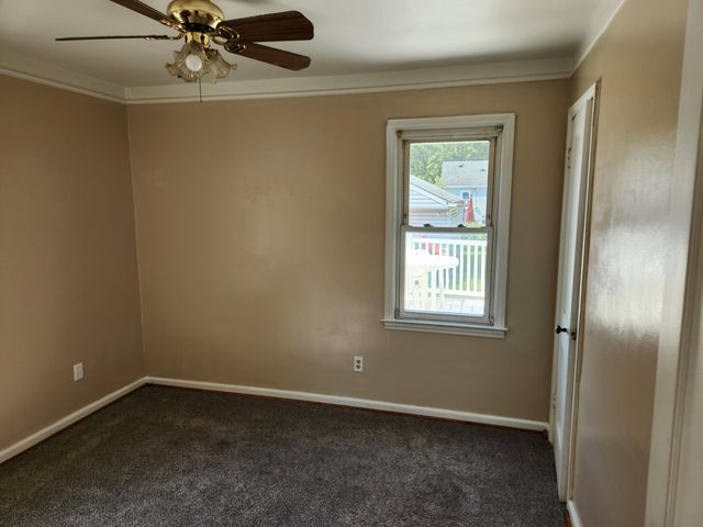 4474 Syracuse Street, Dearborn Heights City, MI 48125