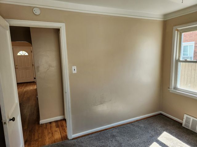 4474 Syracuse Street, Dearborn Heights City, MI 48125