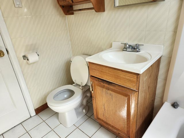 4474 Syracuse Street, Dearborn Heights City, MI 48125