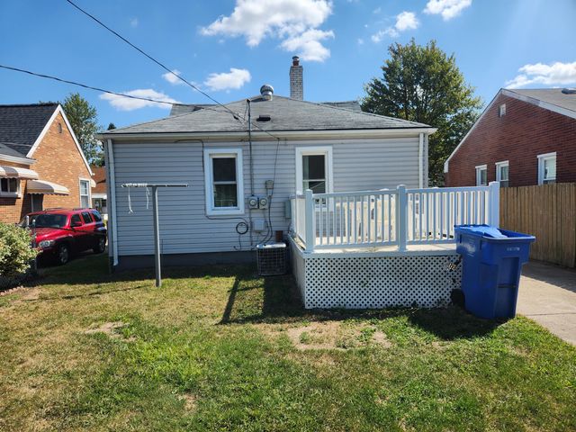 4474 Syracuse Street, Dearborn Heights City, MI 48125