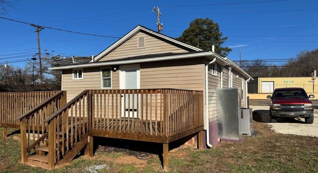 2011 W Whitner Street, Anderson, SC 29622