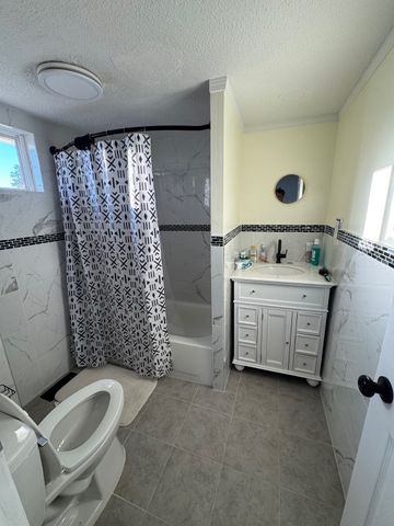 2011 W Whitner Street, Anderson, SC 29622