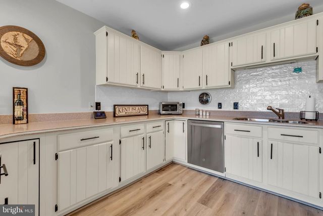 114 BAYVIEW, Grasonville, MD 21638