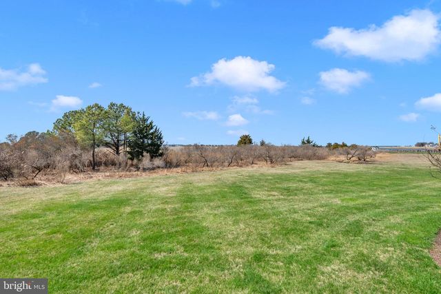 114 BAYVIEW, Grasonville, MD 21638