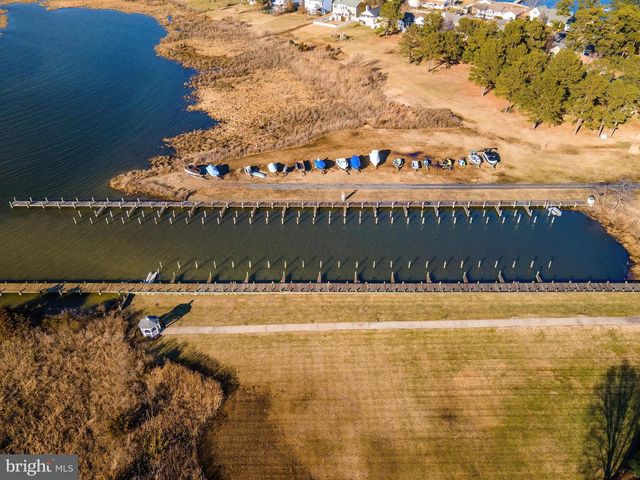 114 BAYVIEW, Grasonville, MD 21638