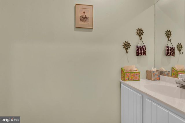 114 BAYVIEW, Grasonville, MD 21638