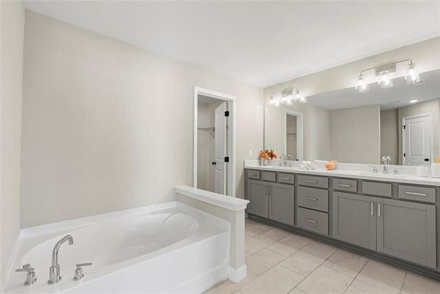 3739 Silvery Way, Powder Springs, GA 30127