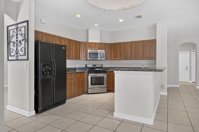 10671 Old Hammock Way, Wellington, FL 33414