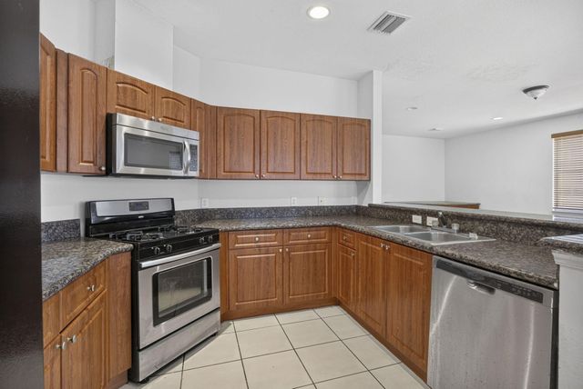 10671 Old Hammock Way, Wellington, FL 33414