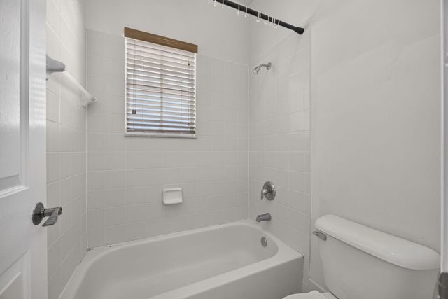 10671 Old Hammock Way, Wellington, FL 33414