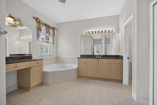 10671 Old Hammock Way, Wellington, FL 33414