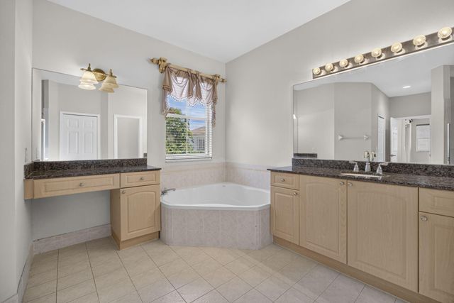 10671 Old Hammock Way, Wellington, FL 33414