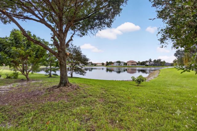 10671 Old Hammock Way, Wellington, FL 33414